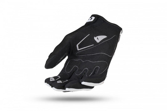 IRIDIUM GLOVES Black and White